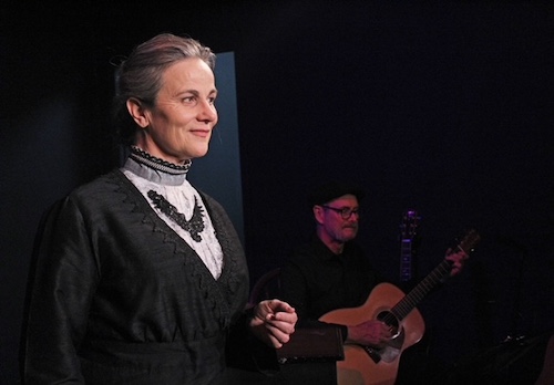 Vivia Nesbitt JohnDillon